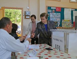 Turkish Cypriots head to polls in snap parliamentary elections