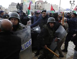 Palestinians attack car of Greek Patriarch in protest against land deals