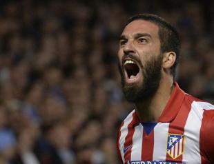 Barça’s Arda Turan on way back to Istanbul after talks with Barcelona