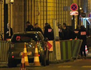 Armed robbers steal millions from Ritz Paris hotel