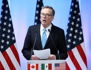 Trump, Lighthizer discuss China, NAFTA trade talks