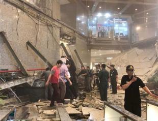 Indonesia stock exchange floor collapses