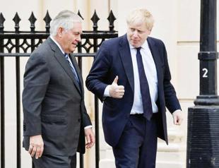 Tillerson visits London embassy after Trump snub