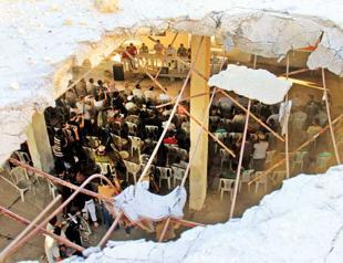 World powers meet to pressure Syria on chemical attacks