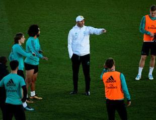 Valencia threatens more trouble for Zidane’s Madrid