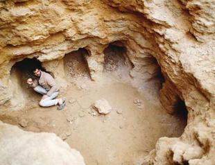 Gazan unearths ancient graves in vegetable patch