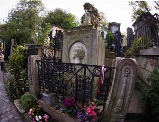 Poland to post Chopin collection online