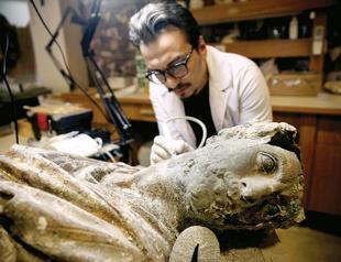 ‘Surgeons of history’ recover Turkey’s historical artifacts in labs