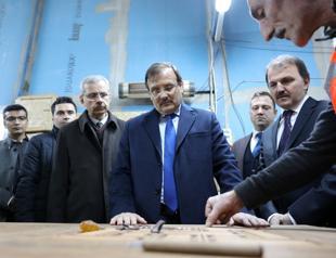 Turkey slams Greece for refusing extradition of FETÖ members, DHKP-C militants