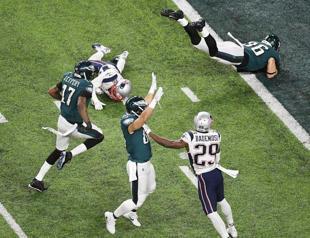 Eagles soar to Super Bowl as Patriots, Brady upset