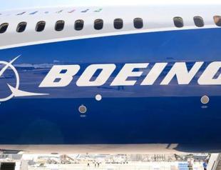 Boeing announces service orders worth nearly $1 bln