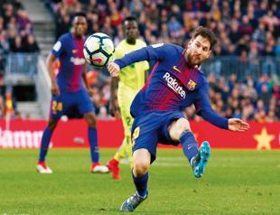 Barcelona face tricky Eibar trip as Chelsea lie in wait