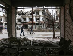 US playing with fire in Syria: Lavrov