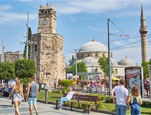 22.5 percent of tourism revenue comes from Turkish citizens living abroad