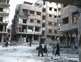 Syrian jets strike Eastern Ghouta after Russian truce