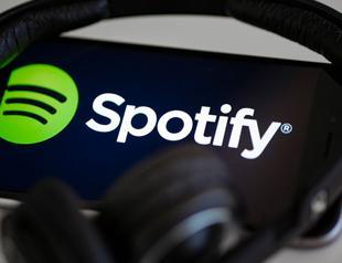 Spotify files for direct listing of up to $1 bln