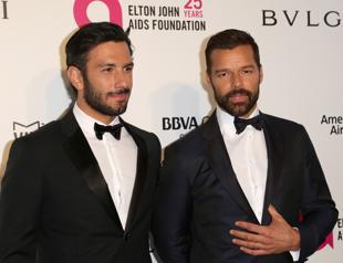 Stars flock to Elton Johns Oscar party to cheer on winners