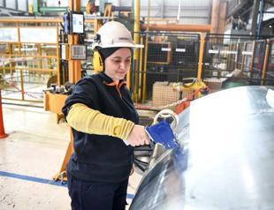 First ever female steel workers in Turkey start jobs