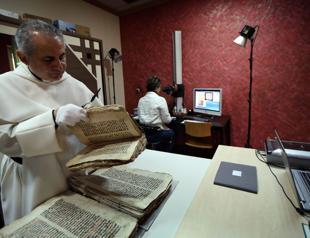 Friar trains Iraqis to preserve ‘treasures’