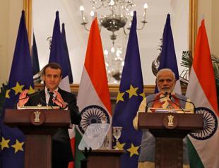 France signs deals worth $16 bln in India