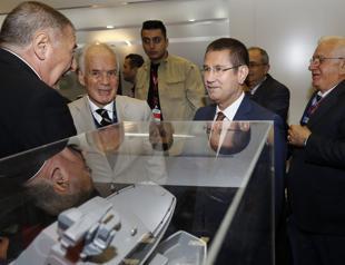 Turkish defense minister talks military relations with Qatar’s deputy emir