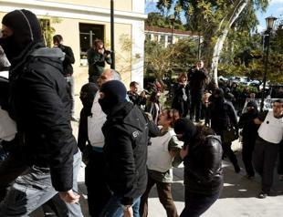 Greek court rejects Turkish extradition request