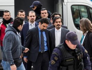 Greek appeals court rejects Turkey’s request for extradition of eight soldiers