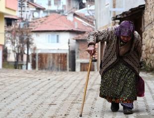 Turkey’s elderly population rises dramatically in past five years, gender gap remains