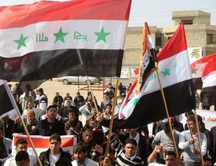 Iraqis state sit-in to protest collapse of services in Baghdad