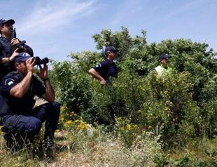 3 migrant traffickers detained near Turkey border