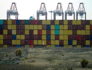 US trade groups urge Trump to avoid tariffs against China in a letter