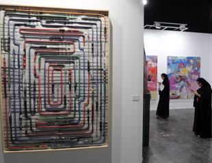 Dubai steps out as art hub