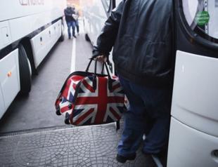 Restricting migration after Brexit likely to slow growth, says official UK report