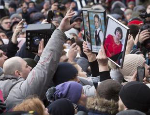 Thousands in Russian city rally after shopping mall fire