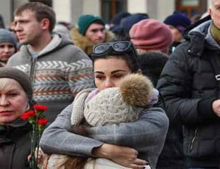 Russia holds funerals for mall fire victims