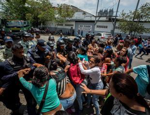 Venezuela jailbreak attempt sparks blaze, 68 dead