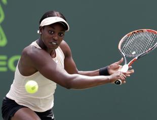 Stephens downs Ostapenko to win Miami Open