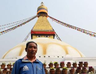 Nepali Sherpa aims for record 22nd Everest summit
