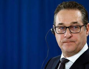 Austrian far-right leader steps down over video