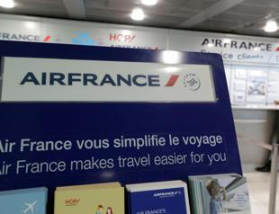 Strike-hit Air France expects 75 pct of flights to operate, as rail stoppage looms
