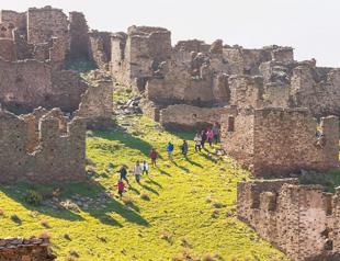 Abandoned Aegean villages open to tourism