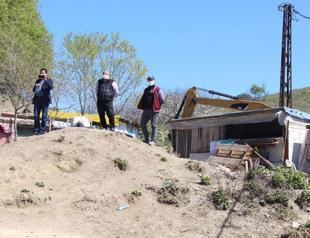 Chemical substance contaminates land in Istanbul’s Büyükçekmece