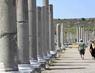 Campaign for Perge’s columns kicked off