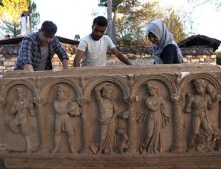 Ancient tomb found in illegal excavations in Aydın