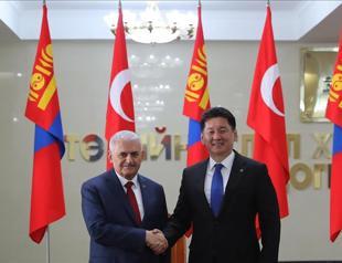 Turkish PM Yıldırım arrives in Mongolia