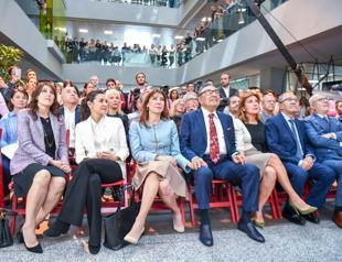 Aydın Doğan bids farewell to Hürriyet staff