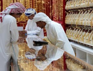 Cryptocurrency traders use old gold in drive to draw Islamic investors