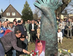 Berlin builds memorial for Turkish murder victim