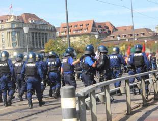 Swiss police use rubber bullets to disperse PKK protest