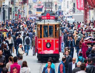 Turkish citizens feeling increasingly insecure and ‘nostalgic’: IPSOS survey